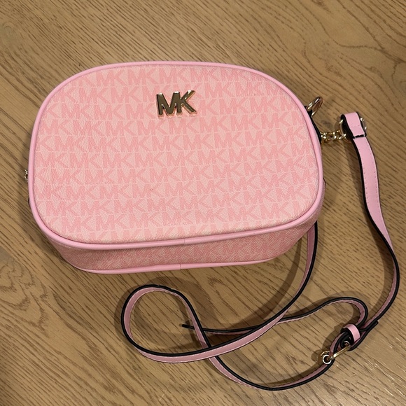 Michael Kors Handbags - Michael Kors Blush Pink Crossbody with Gold Logo